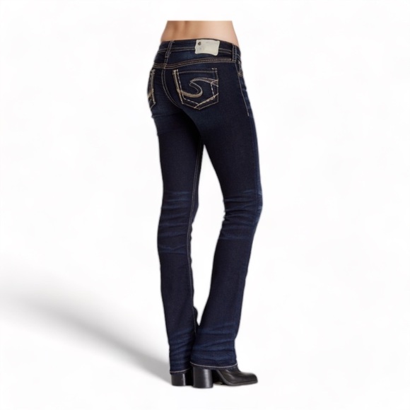 Silver Jeans Suki Low Rise Boot Cut Dark Wash Denim- W31/L33 (13/14) NWOT - Picture 2 of 7